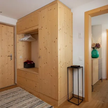 Charming In Apartament Gsteig